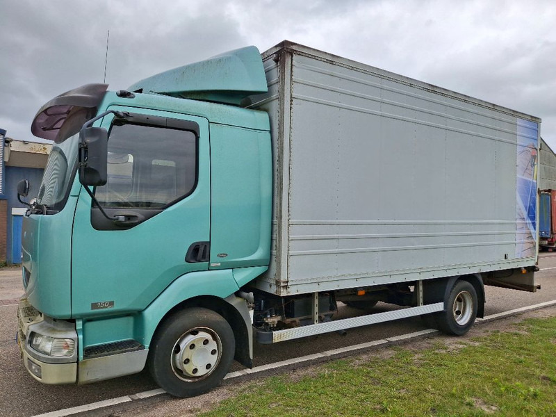 Renault MIDLUM 150-08/B - Camión caja cerrada: foto 2 Renault MIDLUM 150-08/B - Camión caja cerrada: foto 2