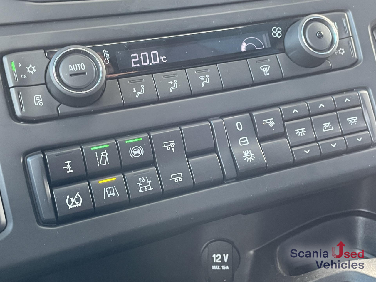 SCANIA R 450 A4x2NB DIFF-L RETARDER FULL AIR P-AIRCO ACC - Cabeza tractora: foto 5 SCANIA R 450 A4x2NB DIFF-L RETARDER FULL AIR P-AIRCO ACC - Cabeza tractora: foto 5