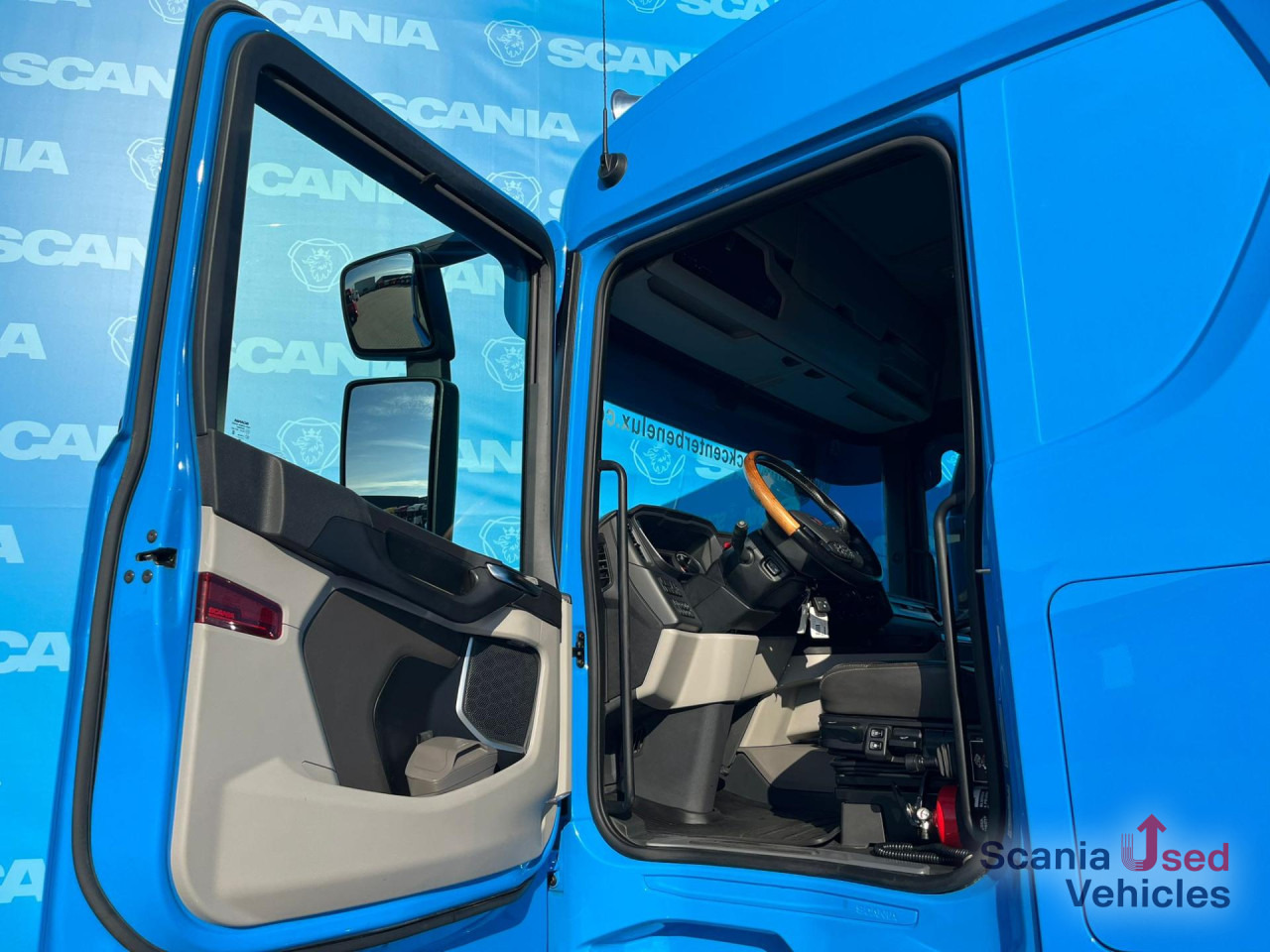 SCANIA R 500 A4x2NB DIFF LOCK RETARDER FULL AIR 8T HYDRO - Cabeza tractora: foto 3 SCANIA R 500 A4x2NB DIFF LOCK RETARDER FULL AIR 8T HYDRO - Cabeza tractora: foto 3