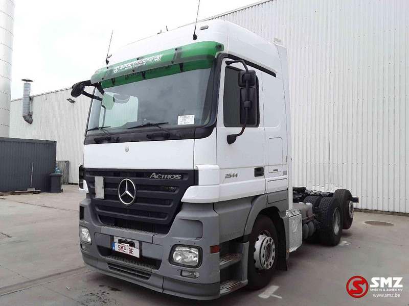 Mercedes-Benz Actros 2544 6x2 megaspace - Cabeza tractora: foto 3 Mercedes-Benz Actros 2544 6x2 megaspace - Cabeza tractora: foto 3