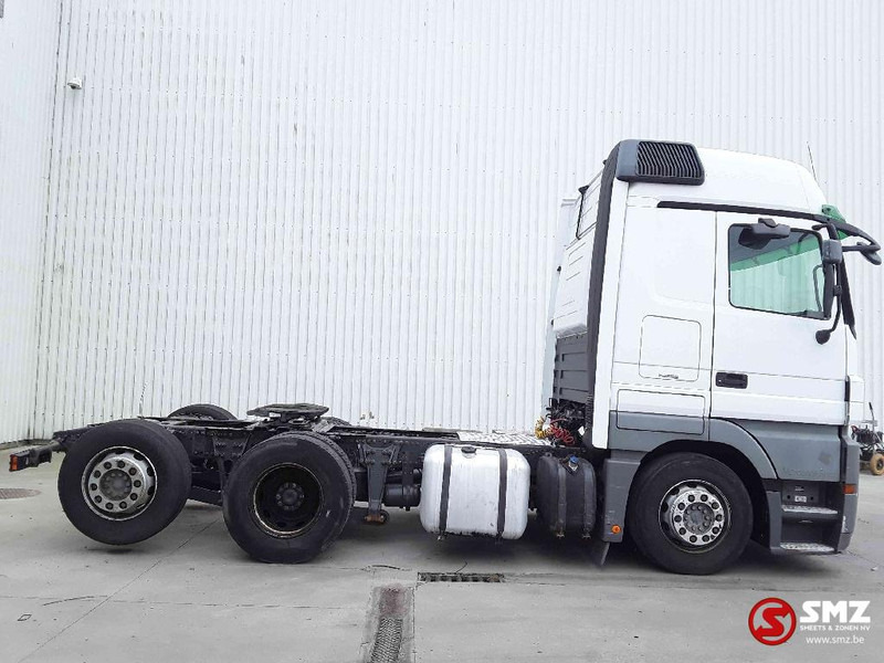 Mercedes-Benz Actros 2544 6x2 megaspace - Cabeza tractora: foto 4 Mercedes-Benz Actros 2544 6x2 megaspace - Cabeza tractora: foto 4