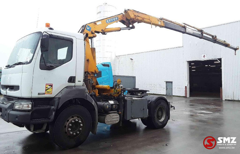 Renault Kerax 420 Effer 250 _5s - Cabeza tractora: foto 5 Renault Kerax 420 Effer 250 _5s - Cabeza tractora: foto 5