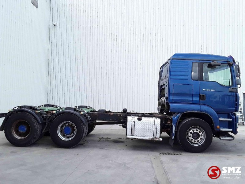 MAN TGA 26.480 6x4 manual - Camión chasis: foto 4 MAN TGA 26.480 6x4 manual - Camión chasis: foto 4