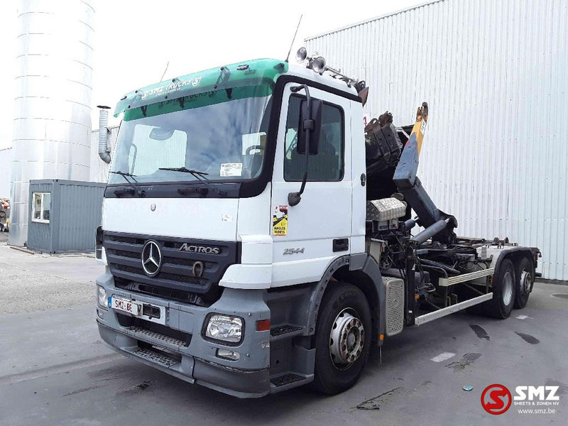 Mercedes-Benz Actros 2544 hiab 102.2 remote hook retarder - Camión portacontenedore/ Intercambiable, Camión grúa: foto 3 Mercedes-Benz Actros 2544 hiab 102.2 remote hook retarder - Camión portacontenedore/ Intercambiable, Camión grúa: foto 3