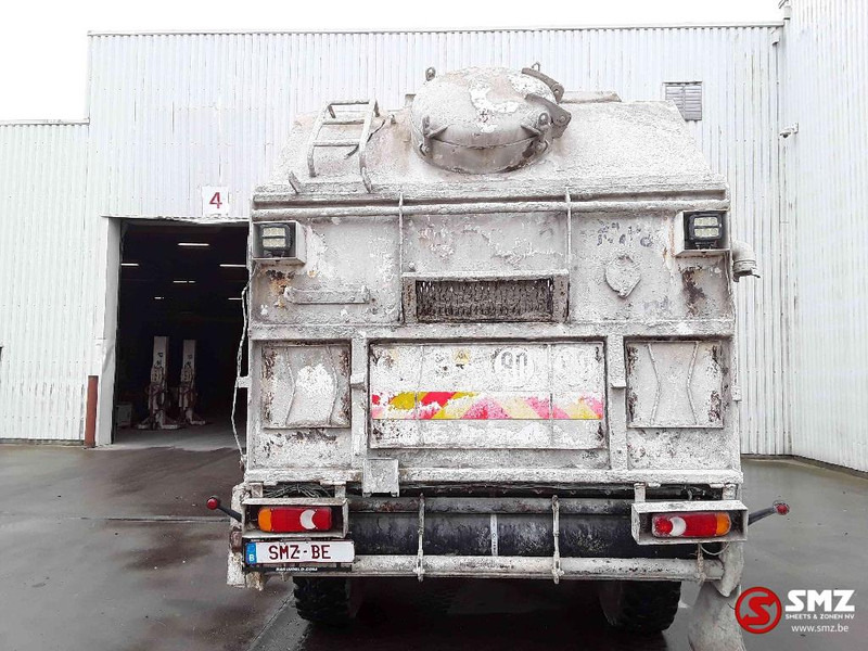 Camión bomba de hormigón Mercedes-Benz Actros 3335 6x6 88000km manual: foto 9