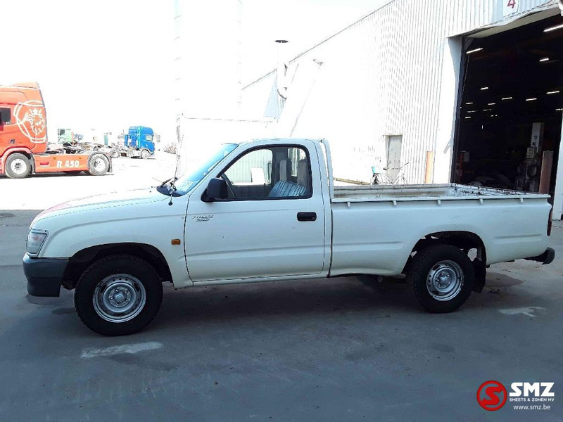 Coche Toyota Hilux: foto 5