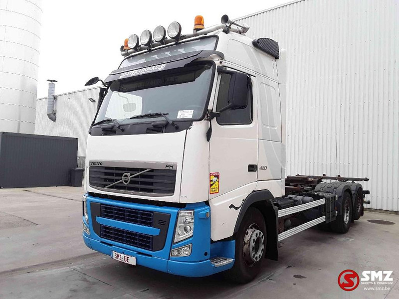 Volvo FH 420 6x2 - Camión portacontenedore/ Intercambiable: foto 3 Volvo FH 420 6x2 - Camión portacontenedore/ Intercambiable: foto 3