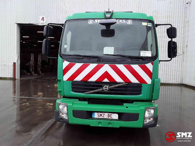 Volvo FL 240 - Camión de basura: foto 2 Volvo FL 240 - Camión de basura: foto 2