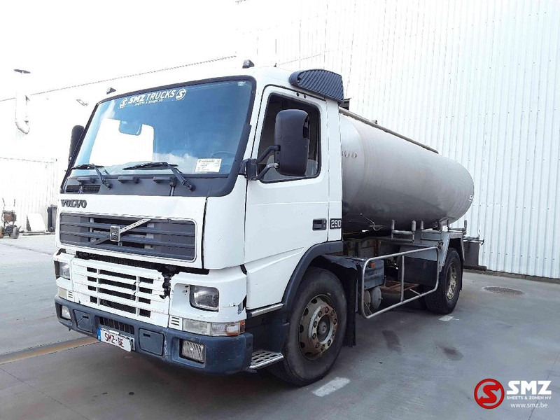 Volvo FM 7 290 lames inox - Camión cisterna: foto 3 Volvo FM 7 290 lames inox - Camión cisterna: foto 3