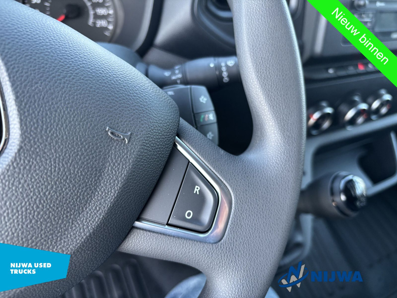 Furgoneta pequeña Renault Master 135 L3H2 Parkeersensoren + Cruise control: foto 9
