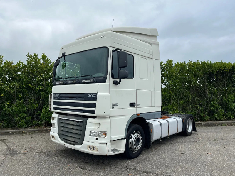 DAF XF 105 FT SC Euro5 - Cabeza tractora: foto 2 DAF XF 105 FT SC Euro5 - Cabeza tractora: foto 2