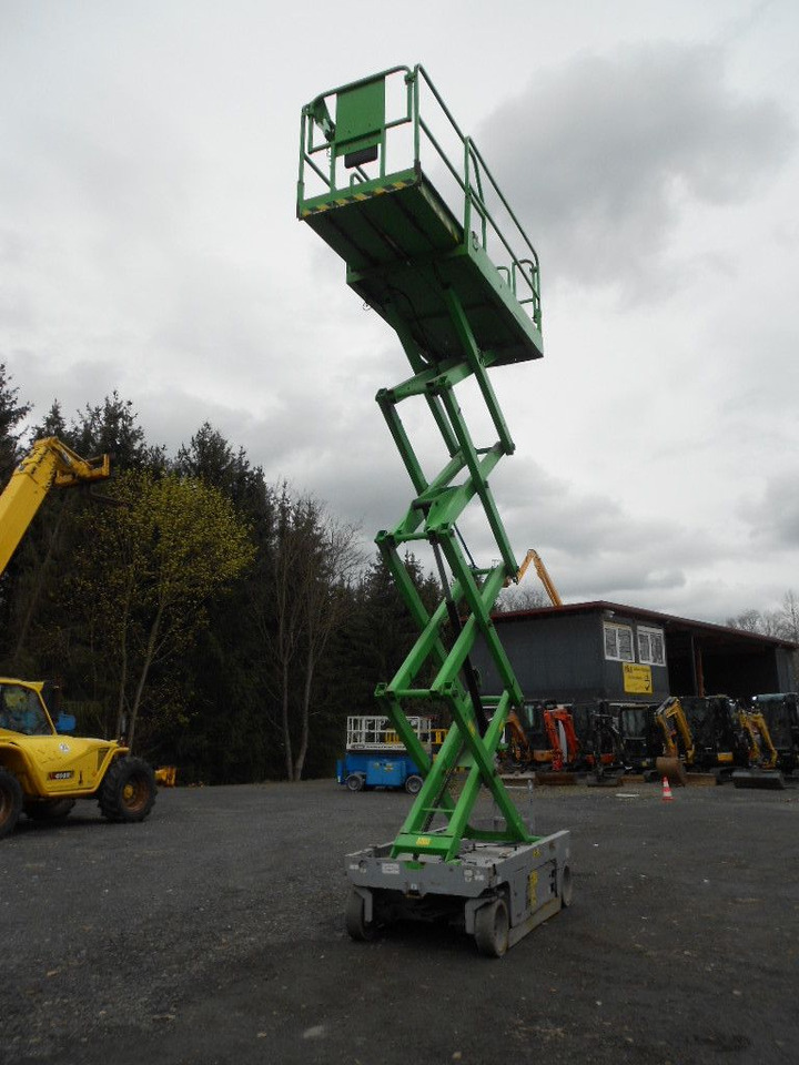 Genie GS 2646, Scherenarbeitsbühne Genie 9,9 m - Camión con plataforma elevadora: foto 5 Genie GS 2646, Scherenarbeitsbühne Genie 9,9 m - Camión con plataforma elevadora: foto 5