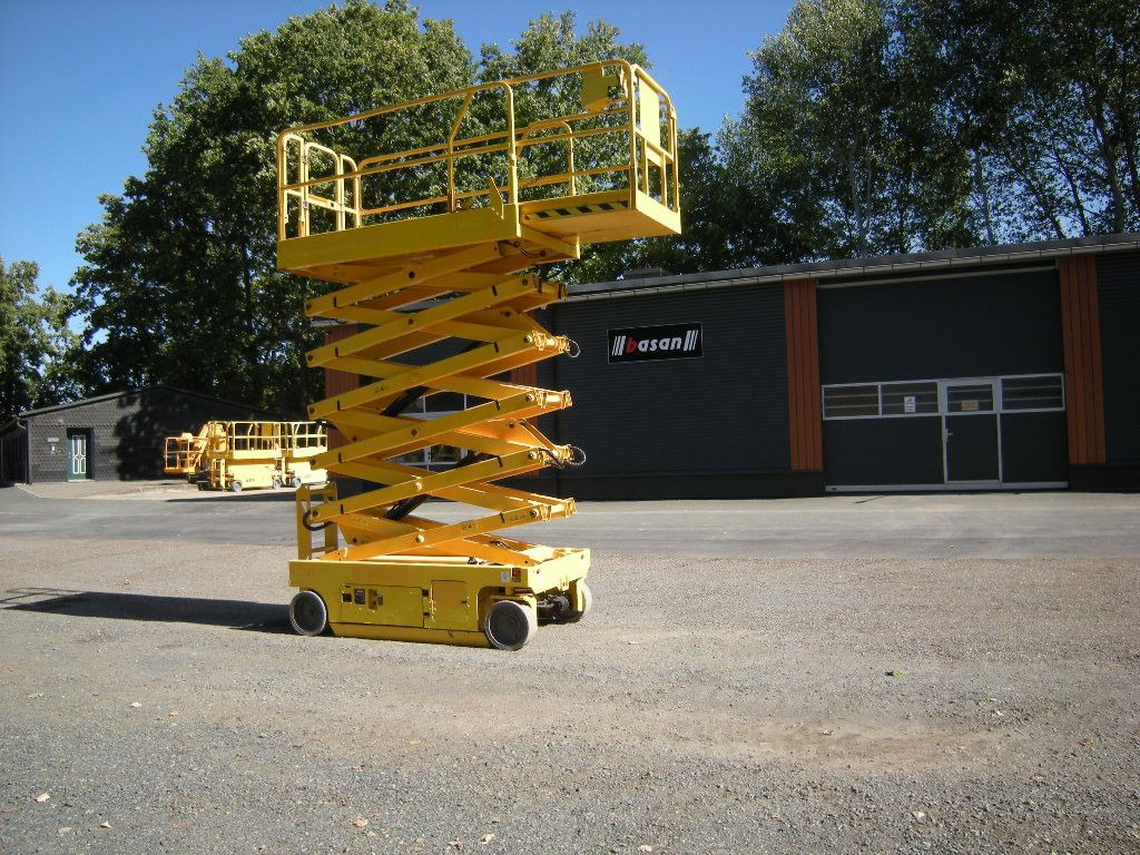 Genie GS 4047 Scherenarbeitsbühne Genie 14 m - Camión con plataforma elevadora: foto 1 Genie GS 4047 Scherenarbeitsbühne Genie 14 m - Camión con plataforma elevadora: foto 1
