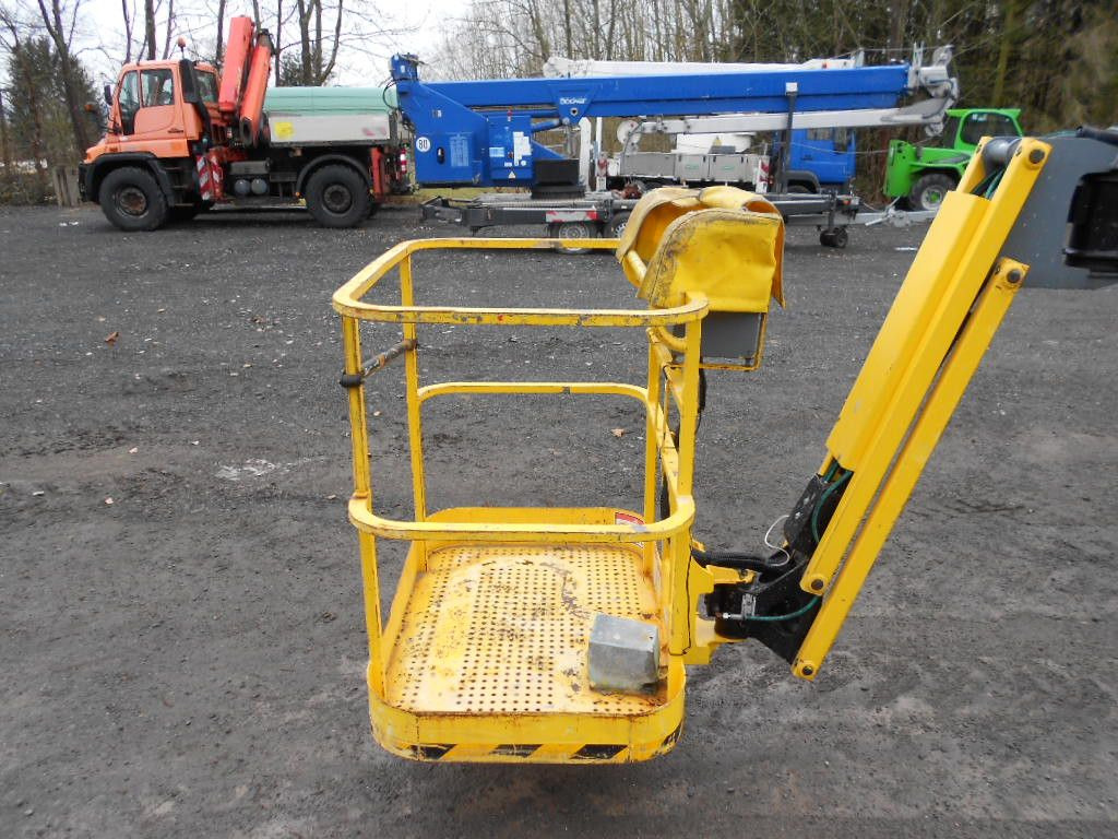 Plataforma articulada Haulotte HA12CJ+ , AH 12m, Korbarm drehbar: foto 20