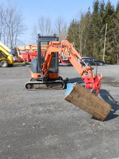 Hitachi ZX22U-2CLR , Powertilt - Miniexcavadora: foto 2 Hitachi ZX22U-2CLR , Powertilt - Miniexcavadora: foto 2