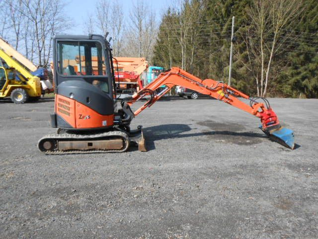 Hitachi ZX22U-2CLR , Powertilt Hitachi ZX22U-2CLR , Powertilt - Miniexcavadora: foto 5 Hitachi ZX22U-2CLR , Powertilt Hitachi ZX22U-2CLR , Powertilt - Miniexcavadora: foto 5