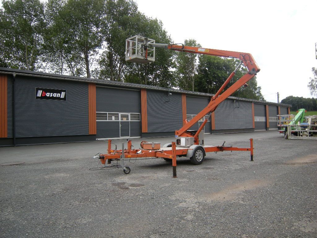 Moog Anhänge Arbeitsbühne, AH 13,5m - Camión con plataforma elevadora: foto 2 Moog Anhänge Arbeitsbühne, AH 13,5m - Camión con plataforma elevadora: foto 2