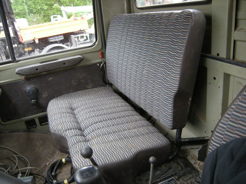 Furgoneta basculante Unimog U1250 mit Kran: foto 33 Furgoneta basculante Unimog U1250 mit Kran: foto 33