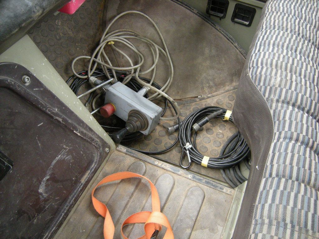 Furgoneta basculante Unimog U1250 mit Kran: foto 28 Furgoneta basculante Unimog U1250 mit Kran: foto 28