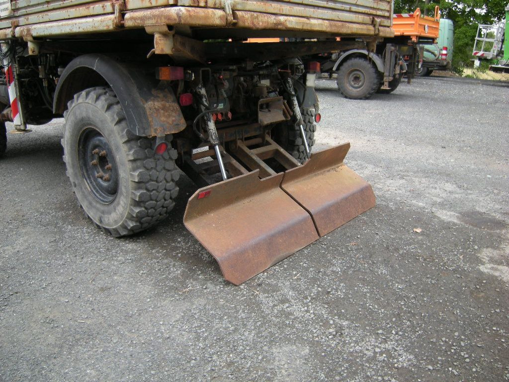 Furgoneta basculante Unimog U1250 mit Kran: foto 14 Furgoneta basculante Unimog U1250 mit Kran: foto 14