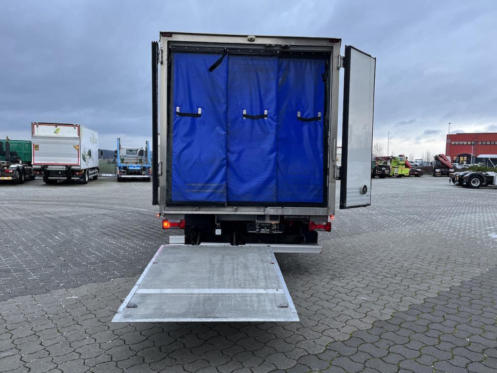 Iveco 70C18 Daily Kühlkoffer mit Ladebordwand Konvekta - Furgoneta: foto 3 Iveco 70C18 Daily Kühlkoffer mit Ladebordwand Konvekta - Furgoneta: foto 3