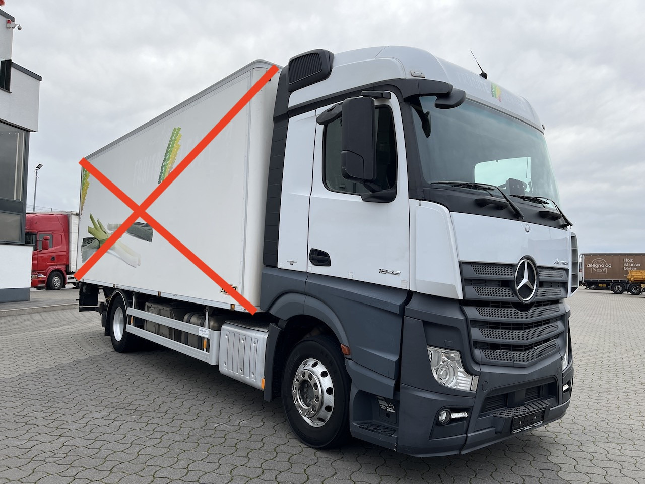 Mercedes-Benz 1842 4x2 FAHRGESTELL - Camión portacontenedore/ Intercambiable: foto 4 Mercedes-Benz 1842 4x2 FAHRGESTELL - Camión portacontenedore/ Intercambiable: foto 4