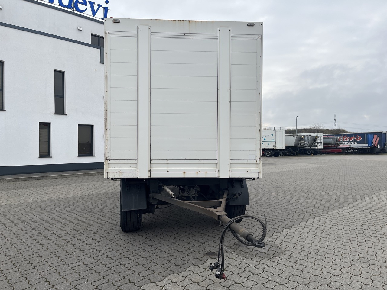 Orten PRASQ18 Getränke 7,30 m - Remolque transporte de bebidas: foto 3 Orten PRASQ18 Getränke 7,30 m - Remolque transporte de bebidas: foto 3
