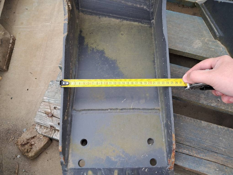 Komatsu PC24MR-5 NEW BUCKET SET + QC - Cazo para Maquinaria de construcción: foto 4 Komatsu PC24MR-5 NEW BUCKET SET + QC - Cazo para Maquinaria de construcción: foto 4