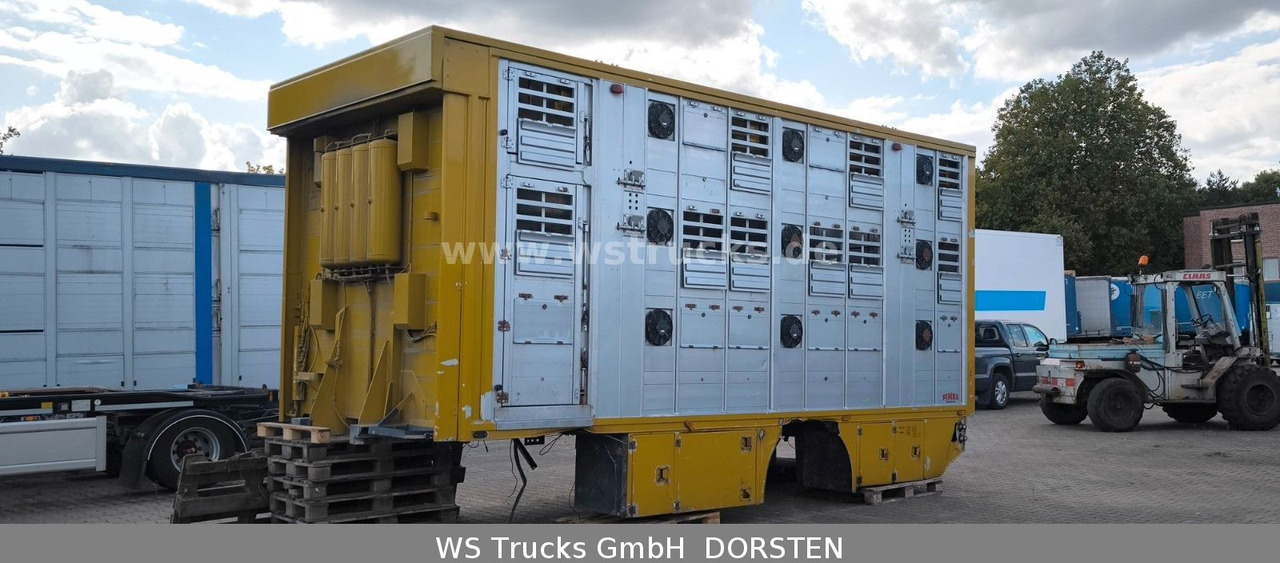 Finkl 2 Stock Viehaufbau Hubdach - Camión para caballos: foto 3 Finkl 2 Stock Viehaufbau Hubdach - Camión para caballos: foto 3