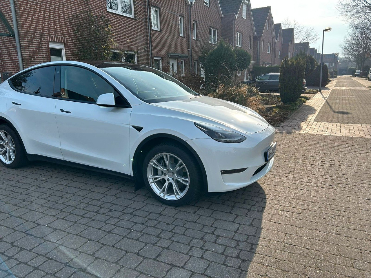 Tesla Model Y Long Range Dual AWD - Sedan: foto 5 Tesla Model Y Long Range Dual AWD - Sedan: foto 5