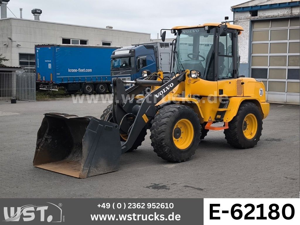 Volvo Radlader L 35 G - Cargadora de ruedas: foto 1 Volvo Radlader L 35 G - Cargadora de ruedas: foto 1