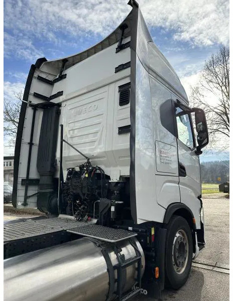Cabeza tractora Iveco Stralis S-Way*460*LNG*Retarder*2 Tanks: foto 8 Cabeza tractora Iveco Stralis S-Way*460*LNG*Retarder*2 Tanks: foto 8