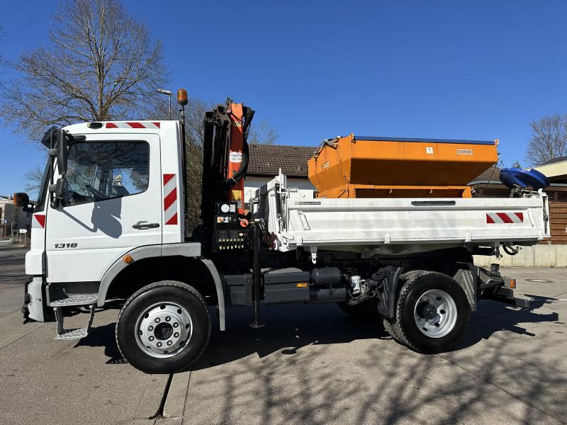 Mercedes 5 x Atego 1318 AK Allrad Kran Palfinger 7001 - Camión volquete: foto 1 Mercedes 5 x Atego 1318 AK Allrad Kran Palfinger 7001 - Camión volquete: foto 1