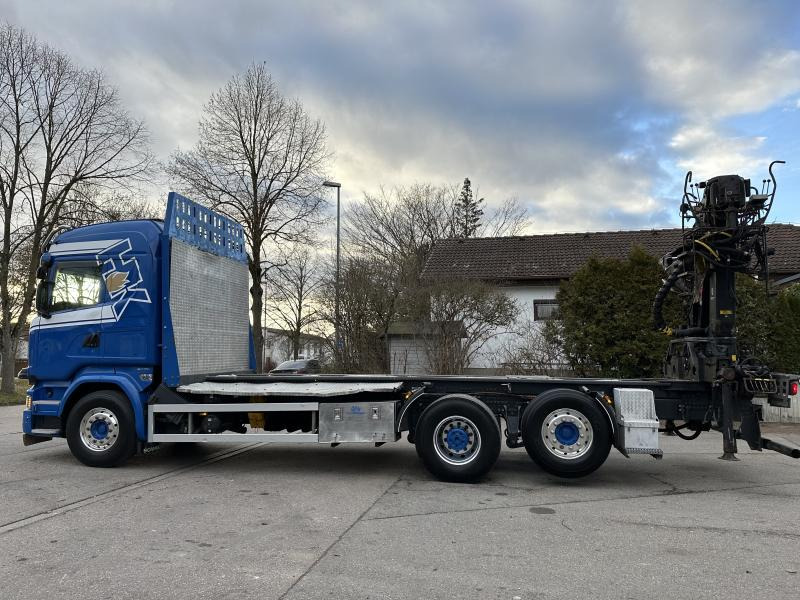 Scania 6x2 Kurzholz LOGLIFT 125 ZT 93 - Camión forestal: foto 3 Scania 6x2 Kurzholz LOGLIFT 125 ZT 93 - Camión forestal: foto 3