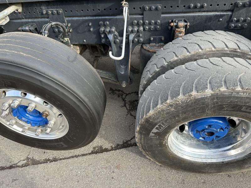 Camión forestal Scania 6x2 Kurzholz LOGLIFT 125 ZT 93: foto 14 Camión forestal Scania 6x2 Kurzholz LOGLIFT 125 ZT 93: foto 14