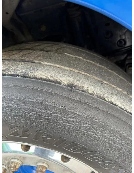 Camión forestal Scania 6x2 Kurzholz LOGLIFT 125 ZT 93: foto 12 Camión forestal Scania 6x2 Kurzholz LOGLIFT 125 ZT 93: foto 12