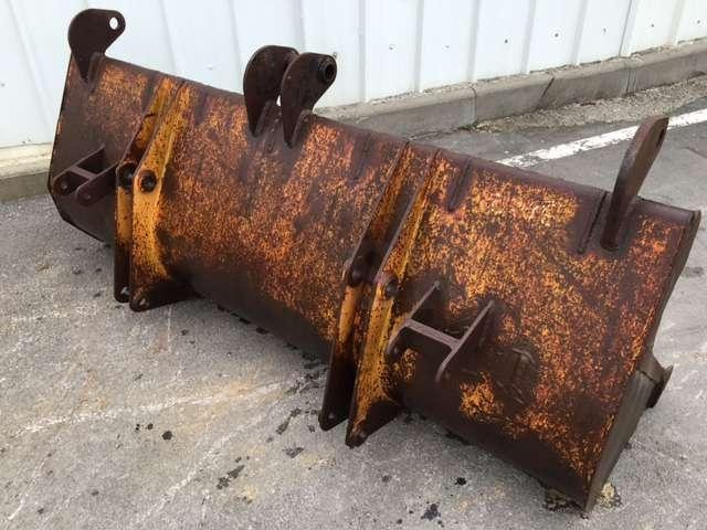 CASE 2300mm - Tractopelle - Cazo cargador: foto 4 CASE 2300mm - Tractopelle - Cazo cargador: foto 4