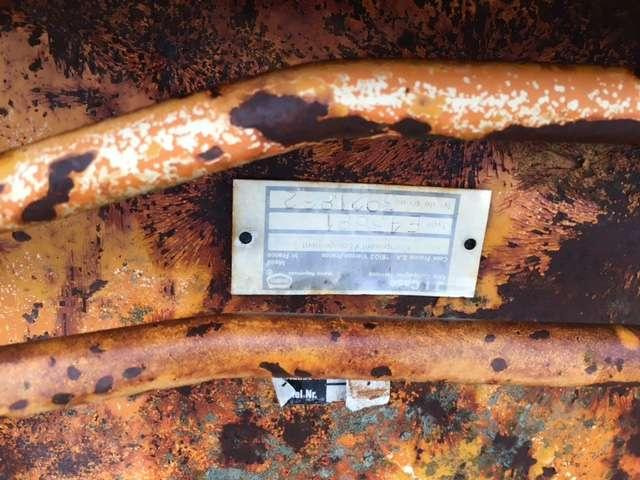 CASE 2340mm - Type tractopelle - Cazo cargador: foto 4 CASE 2340mm - Type tractopelle - Cazo cargador: foto 4