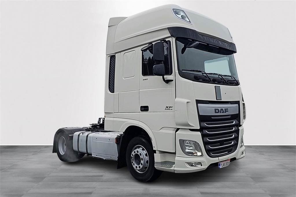 DAF XF 440 - Cabeza tractora: foto 3 DAF XF 440 - Cabeza tractora: foto 3
