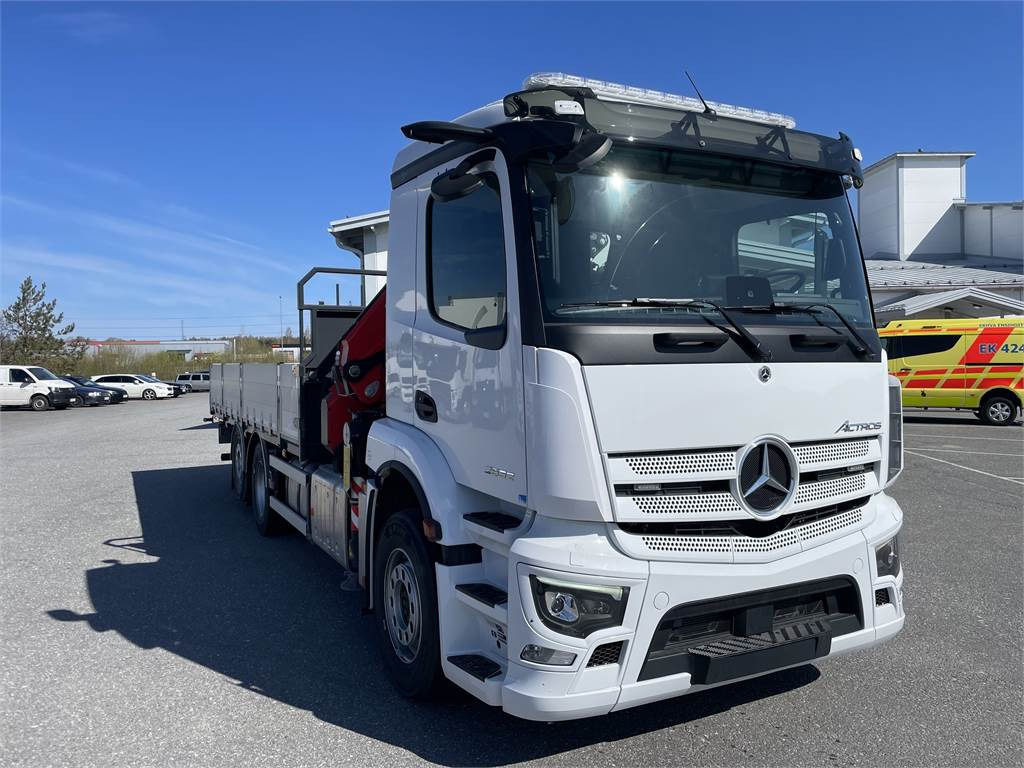 Mercedes-Benz ACTROS 2532L 6x2 - Camión grúa: foto 2 Mercedes-Benz ACTROS 2532L 6x2 - Camión grúa: foto 2
