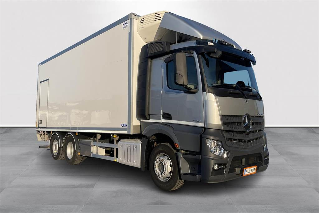 Mercedes-Benz ACTROS L 2551 6x2 FRC 06/2027 - Camión isotérmico: foto 3 Mercedes-Benz ACTROS L 2551 6x2 FRC 06/2027 - Camión isotérmico: foto 3
