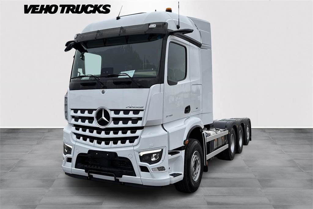 Mercedes-Benz AROCS 3253 8x4 Koukkuauto - Camión multibasculante: foto 1 Mercedes-Benz AROCS 3253 8x4 Koukkuauto - Camión multibasculante: foto 1