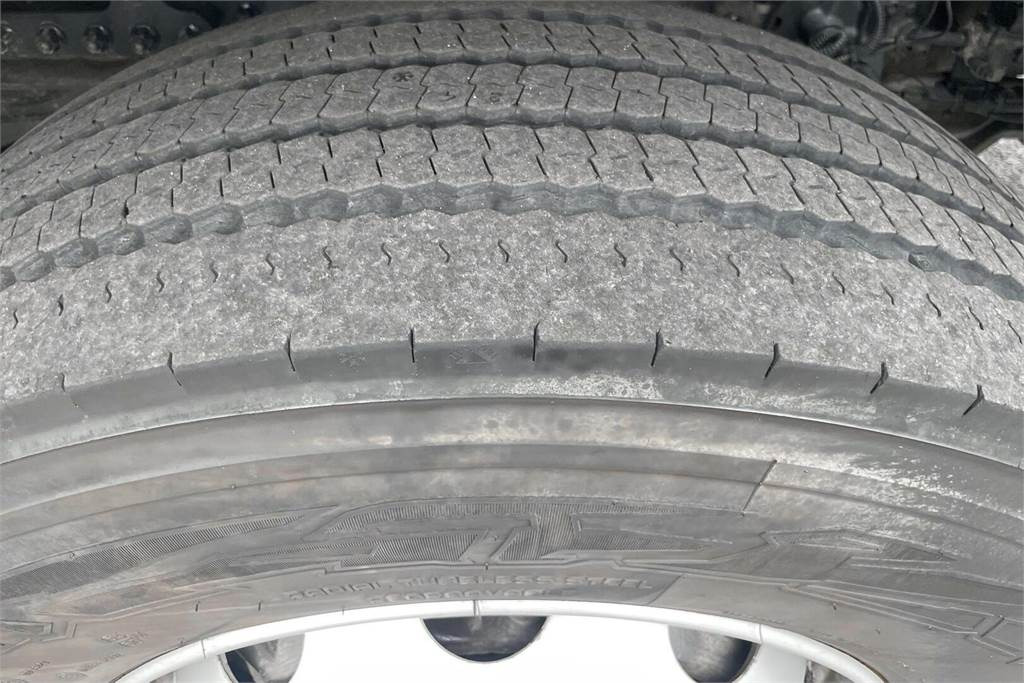 Camión isotérmico Mercedes-Benz Actros 1827 4x2 8,7m umpikori+PL nostin: foto 11
