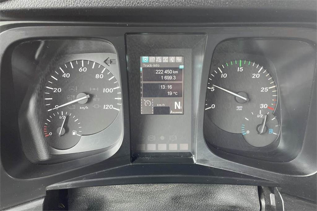 Camión isotérmico Mercedes-Benz Actros 1827 4x2 8,7m umpikori+PL nostin: foto 11