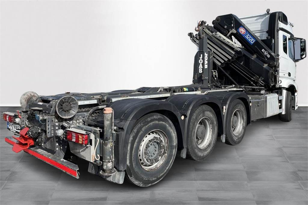 Mercedes-Benz Arocs 3251 8x4*4 - HMF 32 tm - Koukku - Camión grúa: foto 5 Mercedes-Benz Arocs 3251 8x4*4 - HMF 32 tm - Koukku - Camión grúa: foto 5