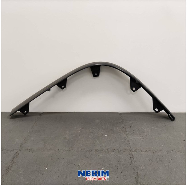 Volvo Volvo - 21495268 - Bumperspoiler FH4/5 / FM4/5 rechts - Recambio para Camión: foto 1 Volvo Volvo - 21495268 - Bumperspoiler FH4/5 / FM4/5 rechts - Recambio para Camión: foto 1