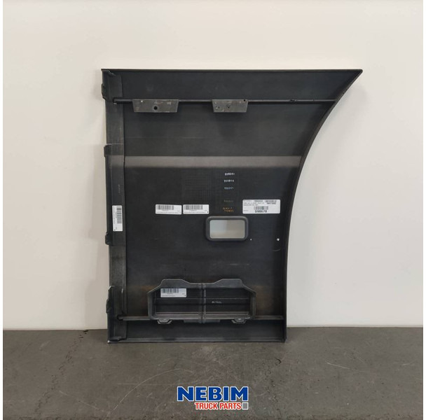 Volvo Volvo - 23555495 - Chassis skirt rechts achter - Recambio para Camión: foto 2 Volvo Volvo - 23555495 - Chassis skirt rechts achter - Recambio para Camión: foto 2