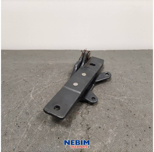 Volvo Volvo - 82192396 - Bovenste treeplank scharnier FH4 rechts - Recambio para Camión: foto 1 Volvo Volvo - 82192396 - Bovenste treeplank scharnier FH4 rechts - Recambio para Camión: foto 1