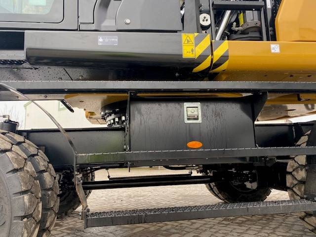 Manipulador de materiales para transporte de basura Cat MH 3024 MIETE / RENTAL (12002224): foto 14