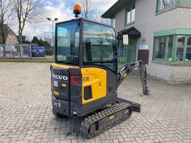 Volvo EC 18 E MIETE / RENTAL (12001760) - Miniexcavadora: foto 5 Volvo EC 18 E MIETE / RENTAL (12001760) - Miniexcavadora: foto 5
